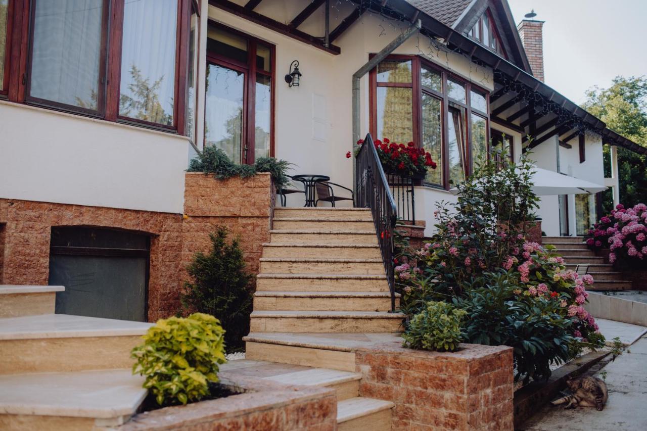 Vila Missy Deva Exterior photo